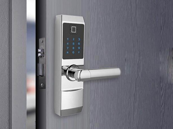 竞秀24小时上门开锁公司